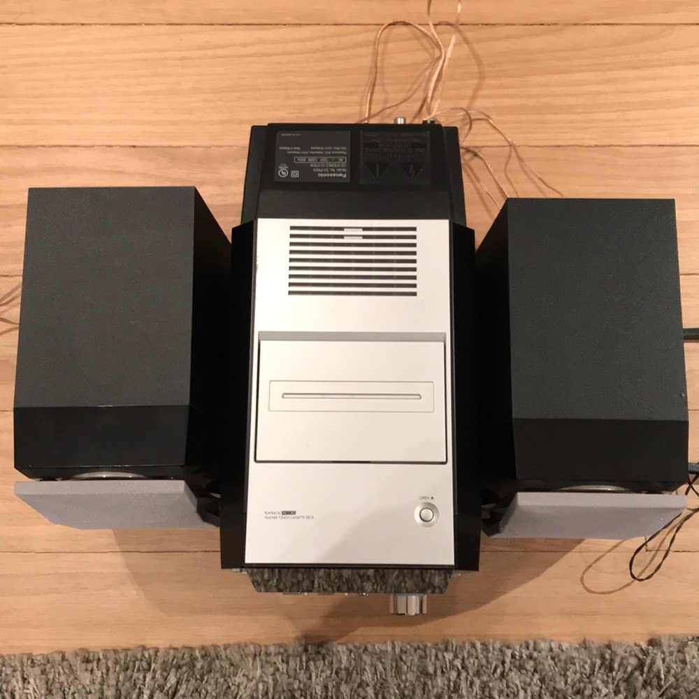 Panasonic Stereo System - Picture 2 of 3